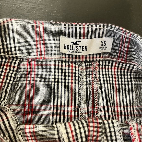 Hollister Plaid Two Piece Set - Picture 7 of 8